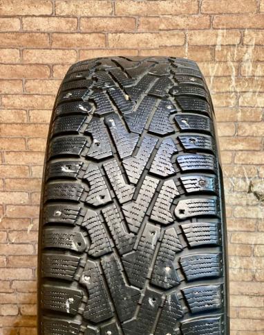 Pirelli Ice Zero 235/65 R17