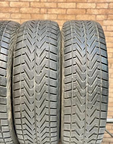 Vredestein Wintrac Nextreme 225/65 R17