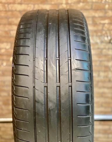 Bridgestone Turanza T005 225/40 R18