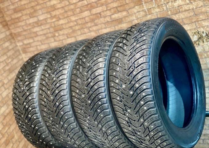 Nokian Tyres Hakkapeliitta 8 205/55 R16