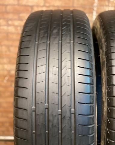 Bridgestone Alenza 001 225/65 R17