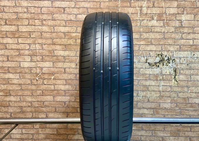 Nexen N'Fera SU1 215/60 R16