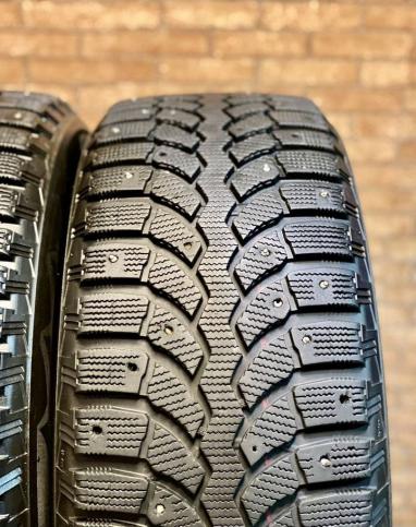 Bridgestone Blizzak Spike-01 225/60 R17