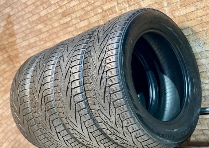 Nokian Tyres Hakkapeliitta R2 SUV 225/60 R17