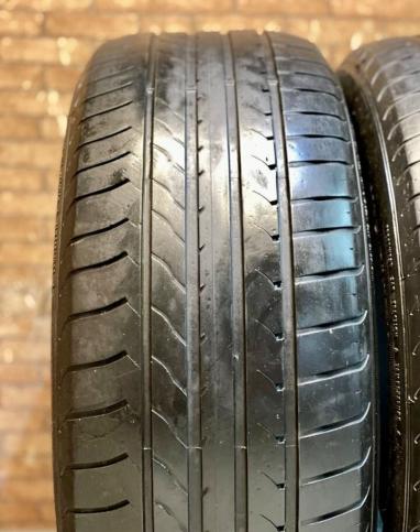 Goodyear EfficientGrip 235/55 R18