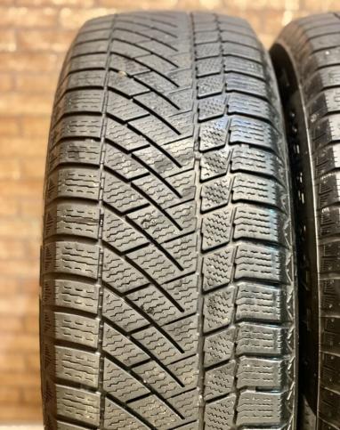 Continental ContiVikingContact 6 225/65 R17