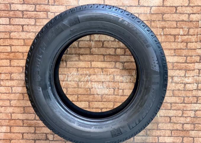 Michelin Latitude X-Ice 2 235/65 R17