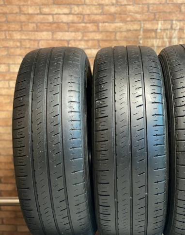 Hankook Radial RA28 205/65 R16C