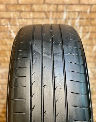 Yokohama Advan Sport V103B 235/55 R20