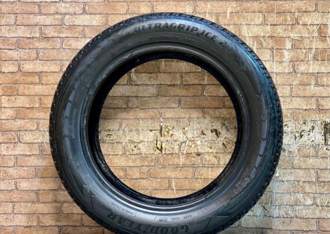 Goodyear UltraGrip Ice 2 215/55 R17