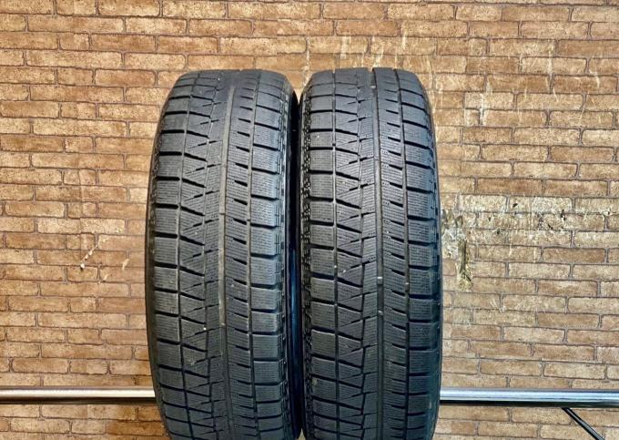 Bridgestone Blizzak Revo GZ 215/65 R16