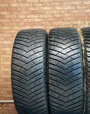 Goodyear UltraGrip Ice Arctic SUV 225/60 R17