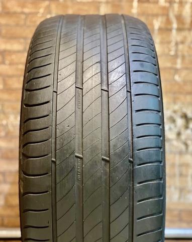 Michelin Primacy 4 235/45 R17