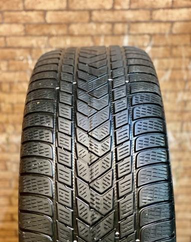 Pirelli Scorpion Winter 285/45 R21