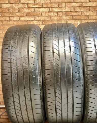 Bridgestone Dueler H/L 33A 235/55 R20