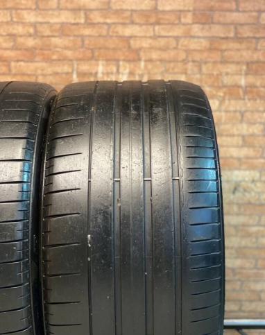 Pirelli P Zero PZ4 325/30 R21