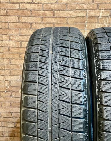 Bridgestone Blizzak Revo GZ 215/60 R17