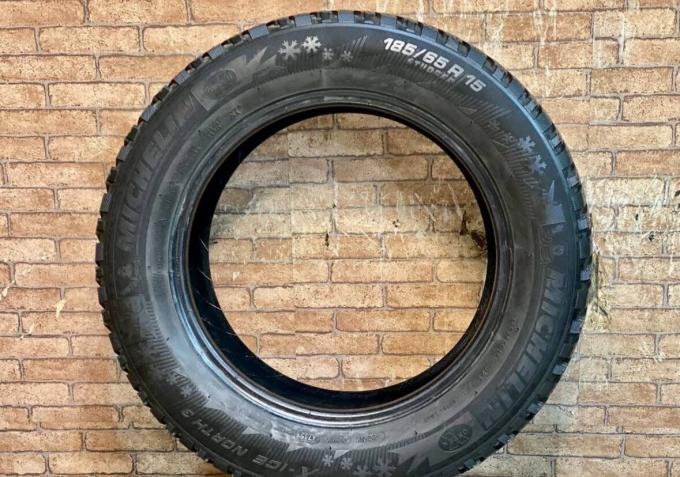 Michelin X-Ice North 3 185/65 R15