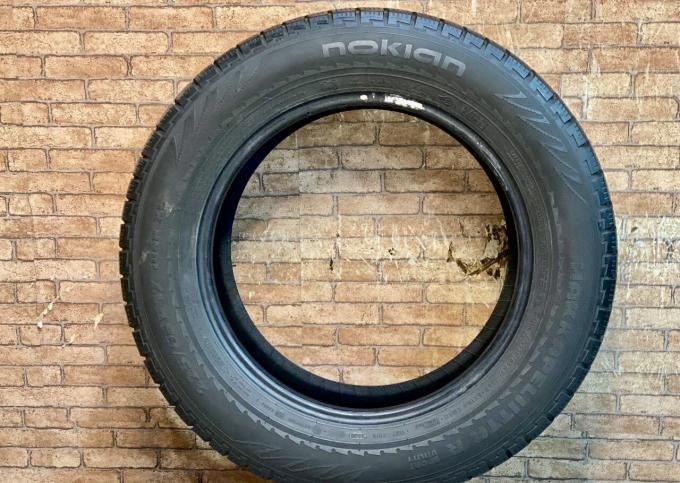 Nokian Tyres Hakkapeliitta R SUV 225/65 R17