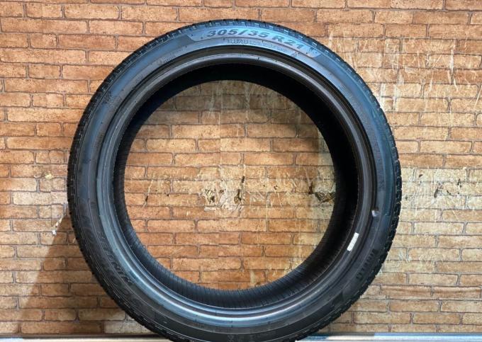 Pirelli Scorpion Winter 305/35 R21