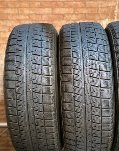 Bridgestone Blizzak Revo GZ 215/60 R16