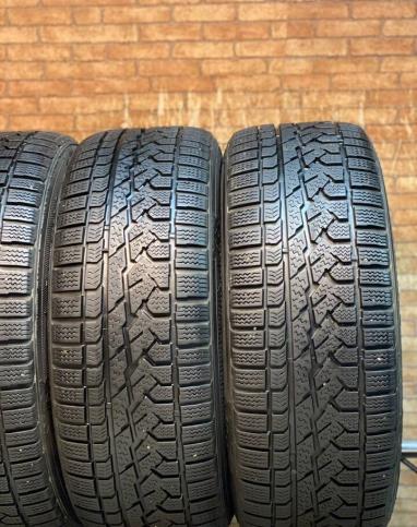 Kumho I'Zen RV KC15 235/55 R18
