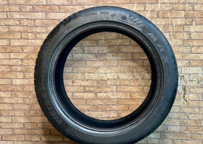 Maxxis Victra Sport VS5 275/40 R19