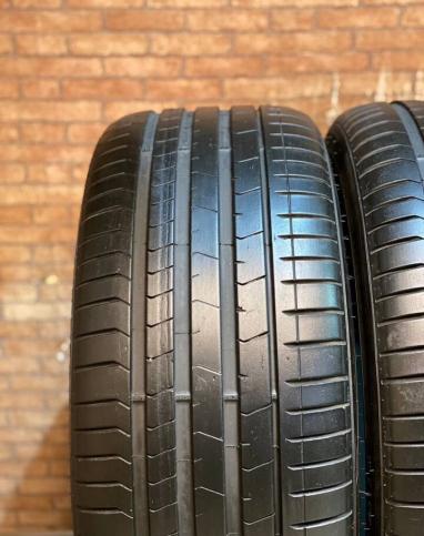Pirelli P Zero PZ4 275/35 R22