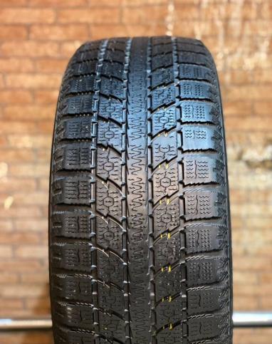 Toyo Observe GSi-5 215/55 R17