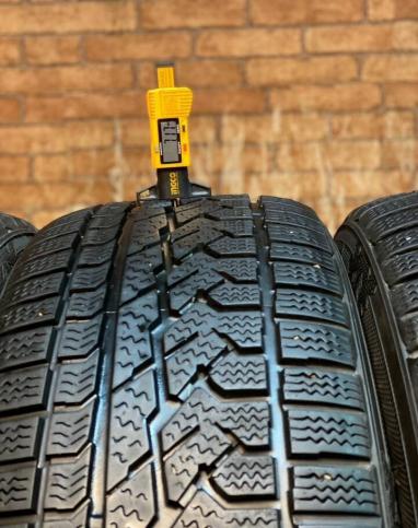 Kumho I'Zen RV KC15 235/55 R18