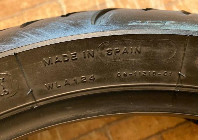 Мотошина 160/60 R17 Michelin Pilot Road 4 No555