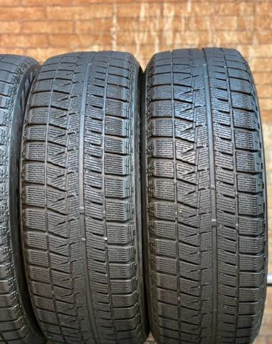 Bridgestone Blizzak Revo GZ 215/60 R16