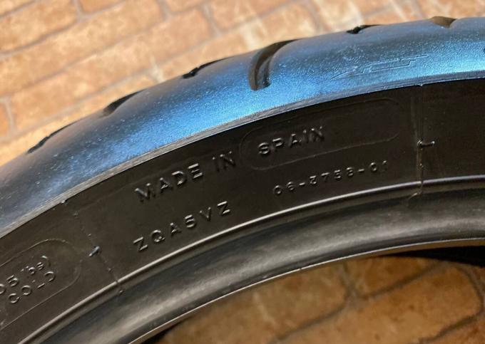 180/55 R17 Michelin Pilot Road 4 No556
