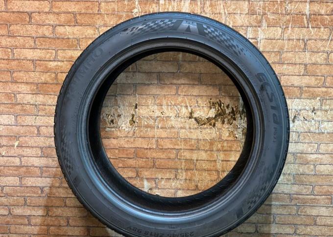 Kumho Ecsta PS71 235/45 R18