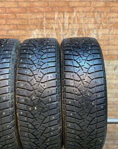 Bridgestone Blizzak Spike-02 205/60 R16