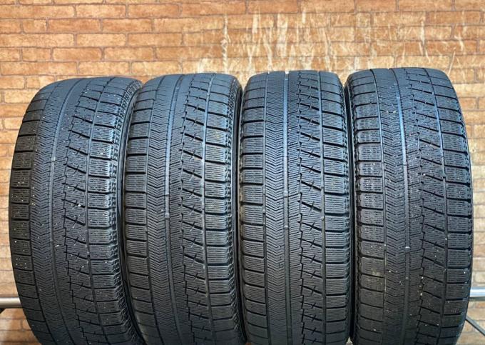 Bridgestone Blizzak VRX 205/55 R16