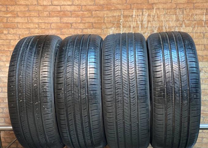 Kumho Solus TA51 215/55 R16