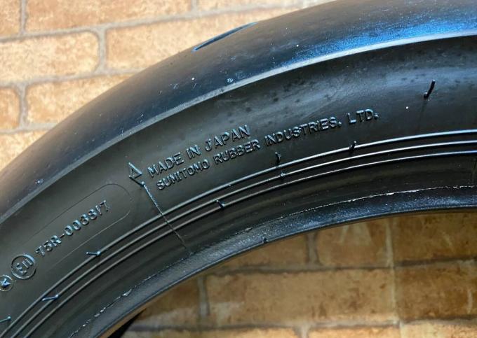 Мотошина 140/70 R17 Dunlop Sportmax A-14 No549
