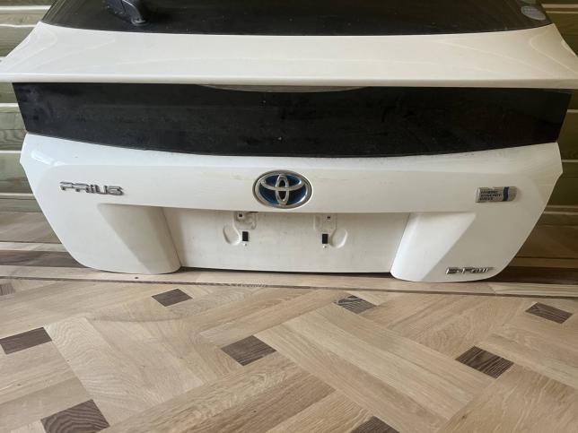 Крышка багажника Toyota Prius z51
