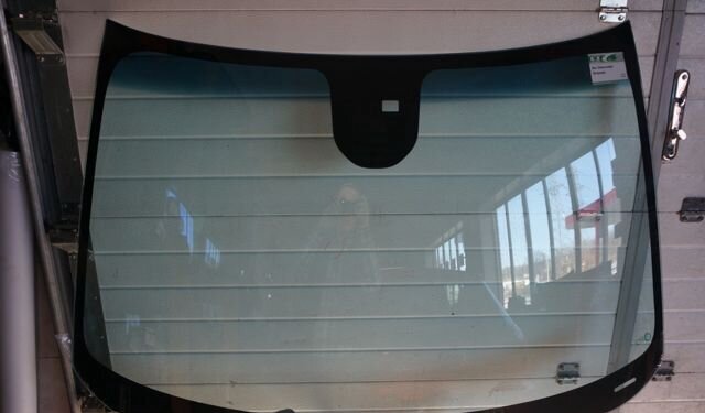 Лобовое стекло Chevrolet Orland (Шевроле Орландо) 1234