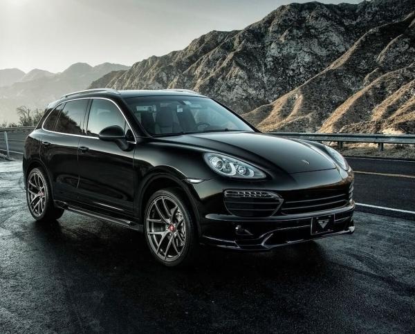 Лобовое стекло на Porsche Cayenne 1234