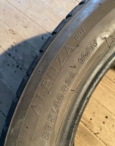 Bridgestone Alenza 001 285/40 R21