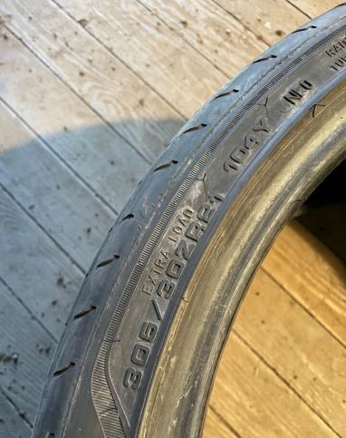 Goodyear Eagle F1 Asymmetric 3 305/30 R21