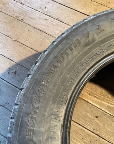 Nokian Tyres Hakkapeliitta 7 215/65 R16