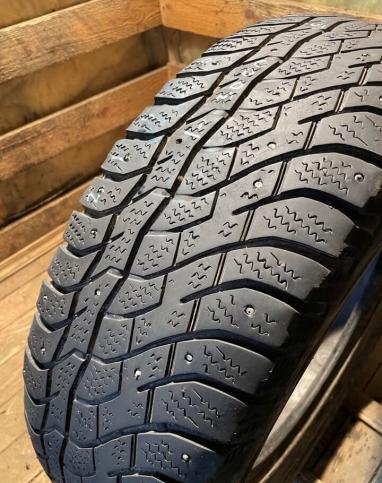 Viatti Bosco Nordico V-523 215/65 R16