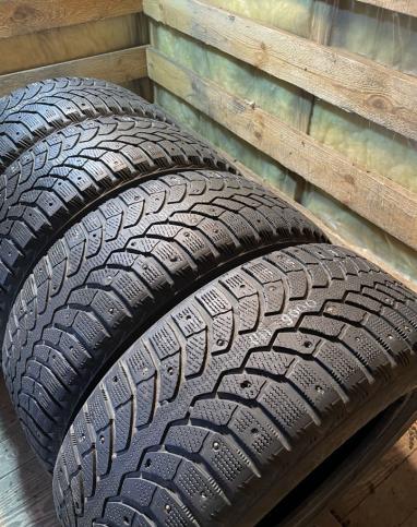 Bridgestone Blizzak Spike-01 235/55 R17