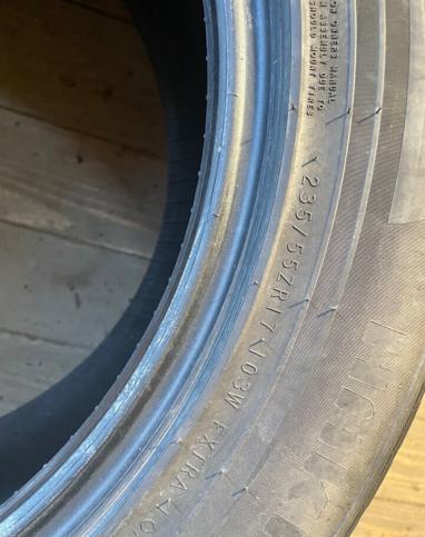 Nokian Tyres Hakka Z 235/55 R17