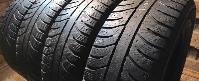 Bridgestone Ice Cruiser 7000 225/60 R17