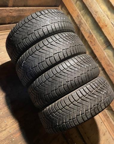 Pirelli Ice Zero FR 215/60 R17