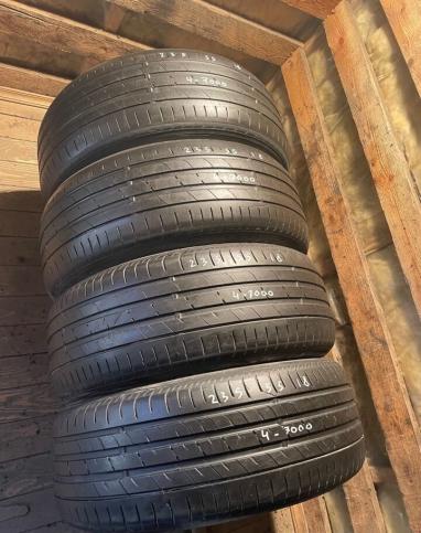Nexen N'Fera SU1 235/55 R18